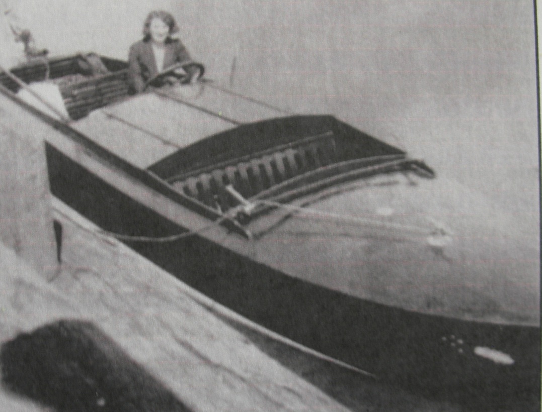 Speedboat 1 Alfred Ward.jpg