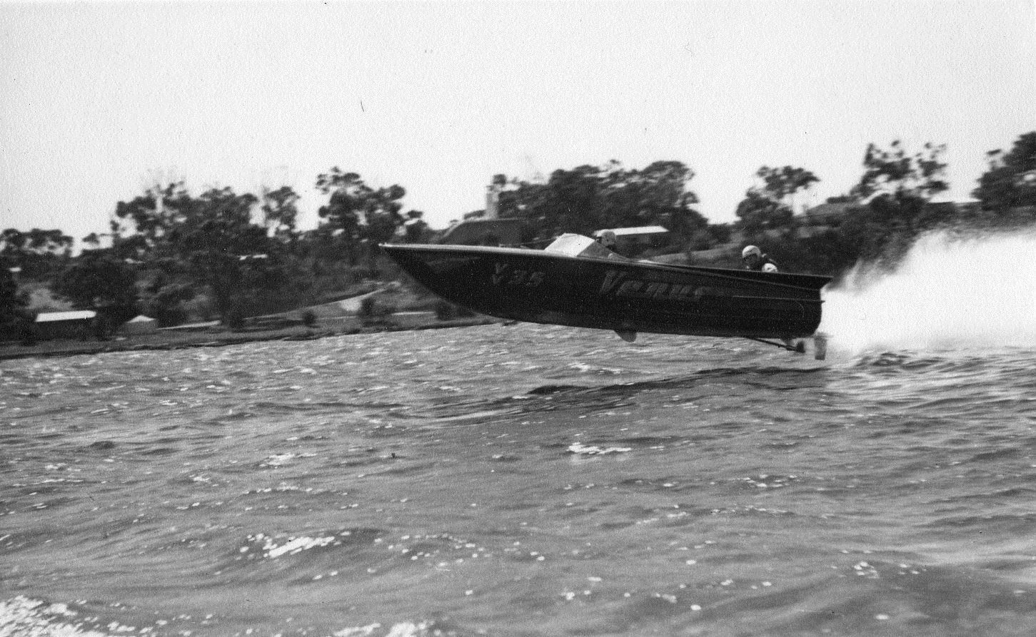 img356 Venus- Alan Fordham at Glenmaggie 1961.jpg