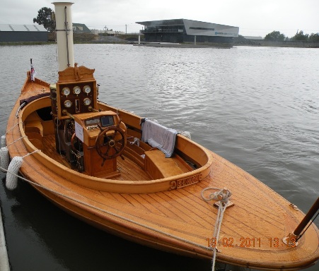launy wooden boat rallt 007.jpg