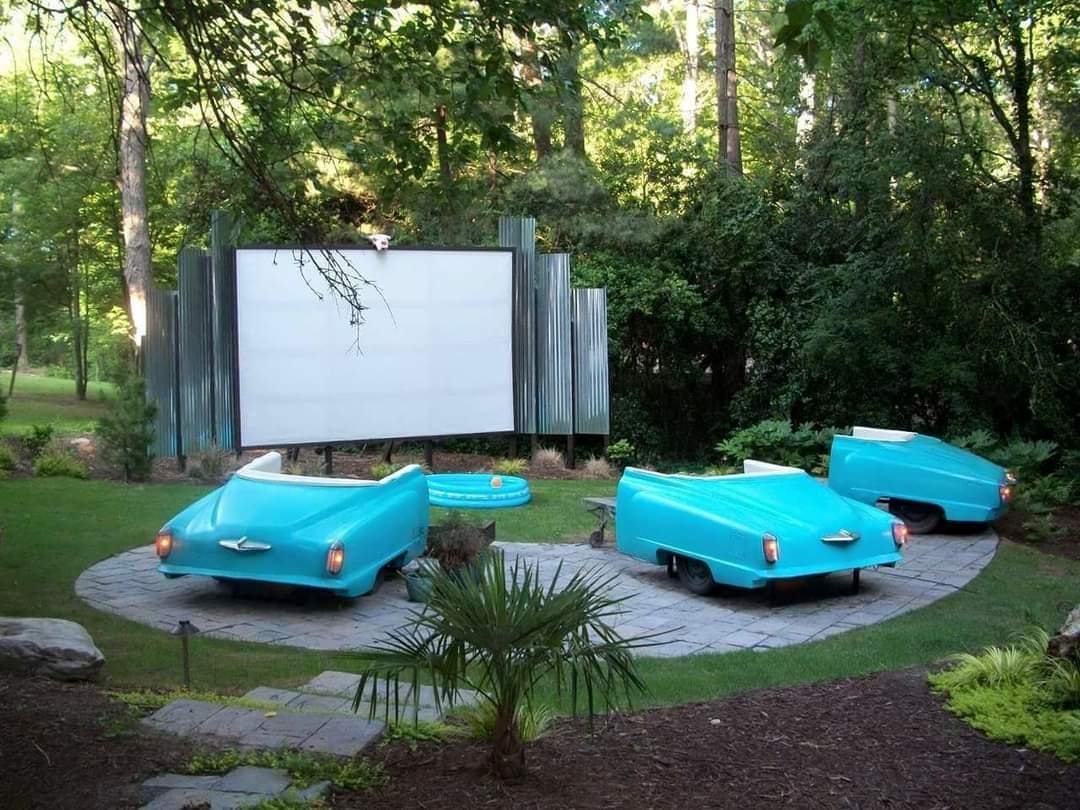 DRIVE-IN.jpg